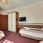 Abak Bed and breakfast 3*