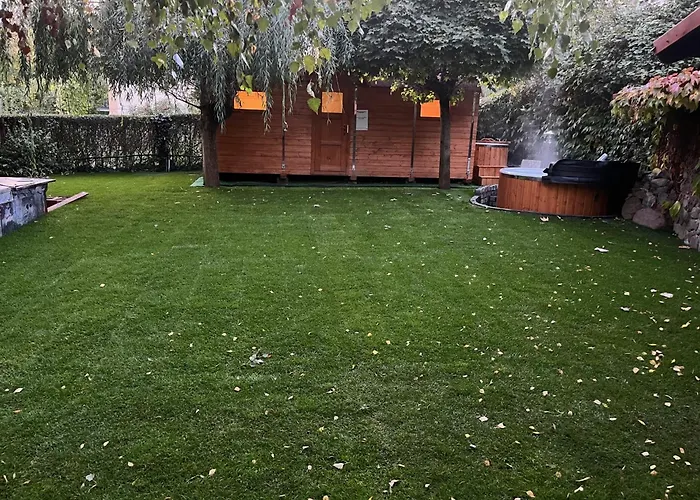 Abak Nocleg ze śniadaniem 3*